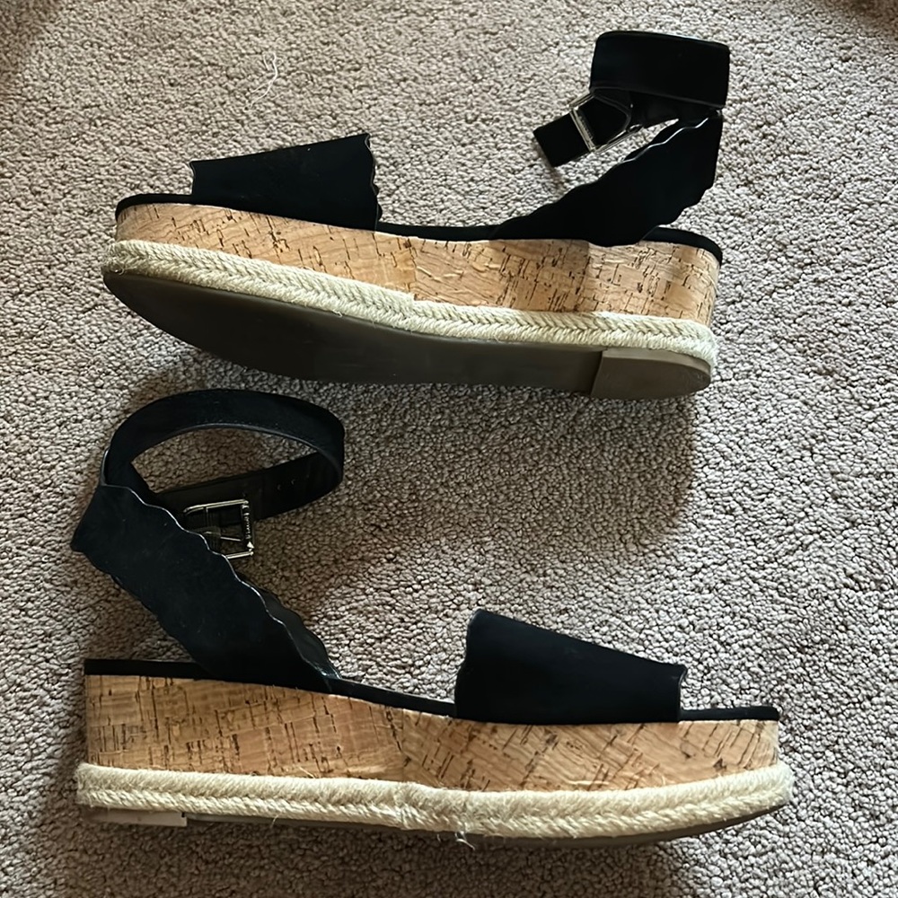 EUC Marc Fisher Black Suede Platform Espadrilles